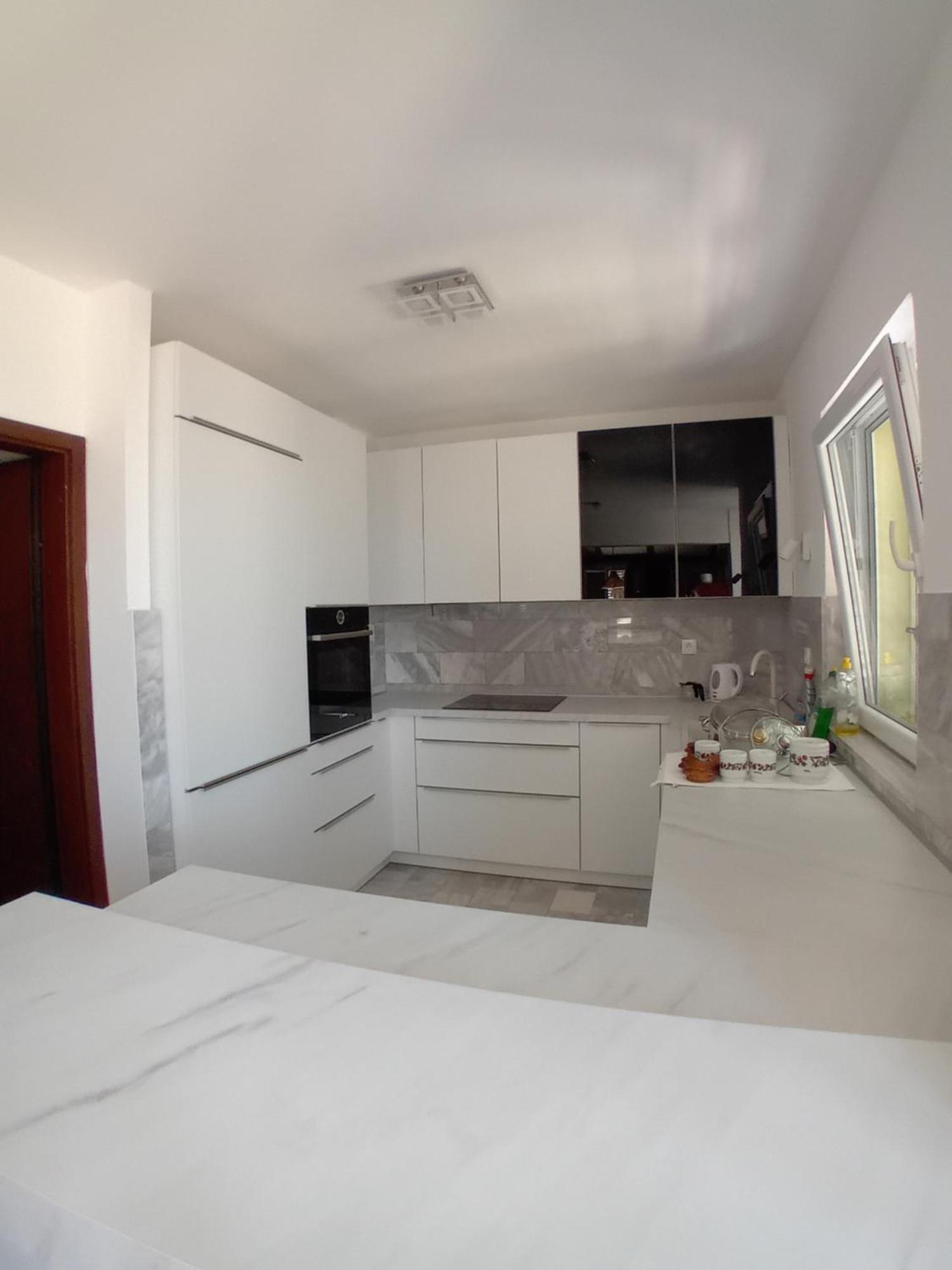 Sea View Family Apartment Baška Voda المظهر الخارجي الصورة